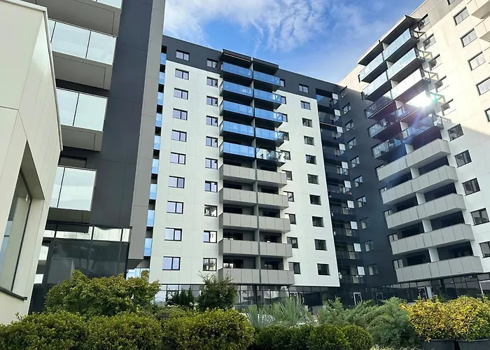 North By Urbanesq Cortina D *