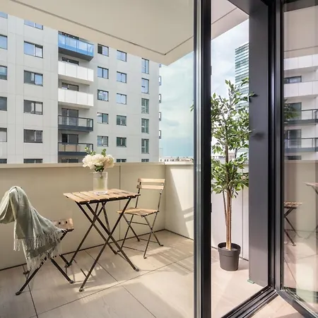 North By Urbanesq Cortina D *