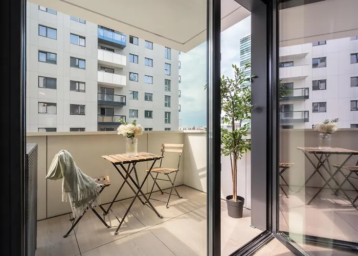 North By Urbanesq Cortina D *